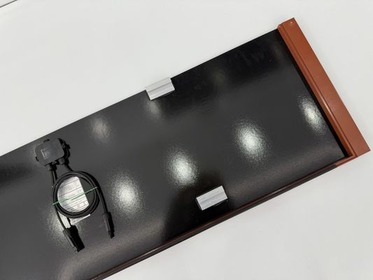 Panel solar BIPV de 120W para edificios Voltado óptimo de funcionamiento de 9,62V y coeficiente de temperatura de potencia máximo de -0,26%