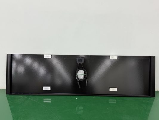 0.04% Coefficiente de temperatura de voltaje de cortocircuito BIPV módulos solares de tejas planas 120W Electricidad en techos negro y naranja